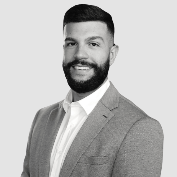 Eric Rodriguez Headshot